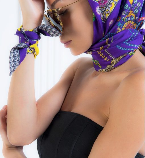 ⁦The Crown Violet Printed Silk-twill Scarf⁩ - الصورة ⁦6⁩