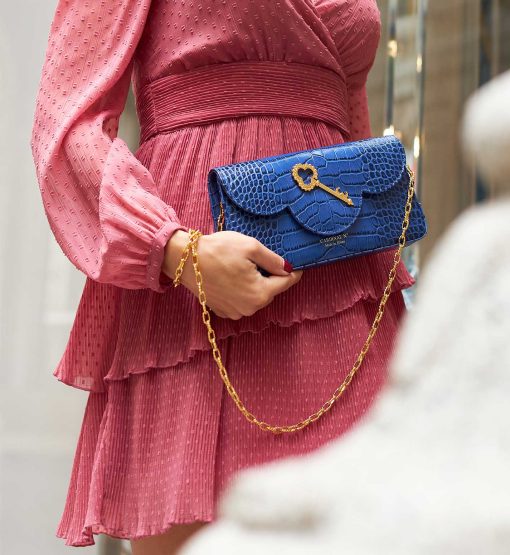 ⁦Time 21 Secrets Croc effect blue leather shoulder bag MTO⁩ - الصورة ⁦2⁩