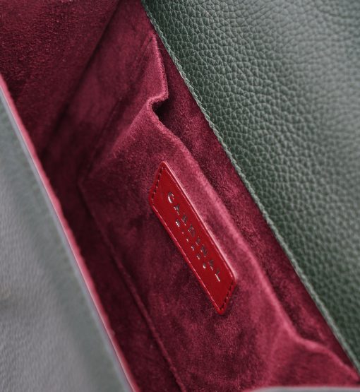 ⁦First Lady Flower-twist Green textured  leather handbag⁩ - الصورة ⁦10⁩