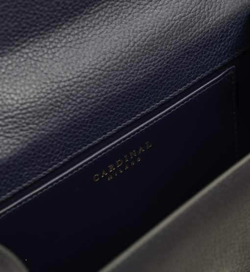 ⁦First Lady Diamond navy blue textured leather handbag⁩ - الصورة ⁦8⁩