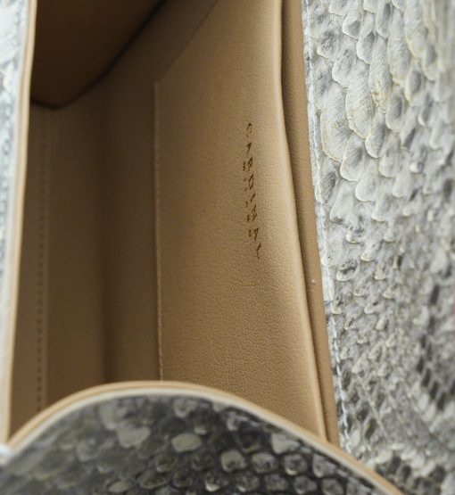 ⁦First Lady  Grey Stone Python leather handbag⁩ - الصورة ⁦10⁩