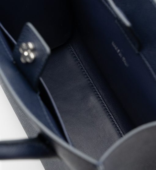 ⁦Blue navy textured leather small tote palladium hardware⁩ - الصورة ⁦7⁩