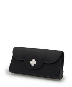 Alternative view of Time 21 Black silk clutch